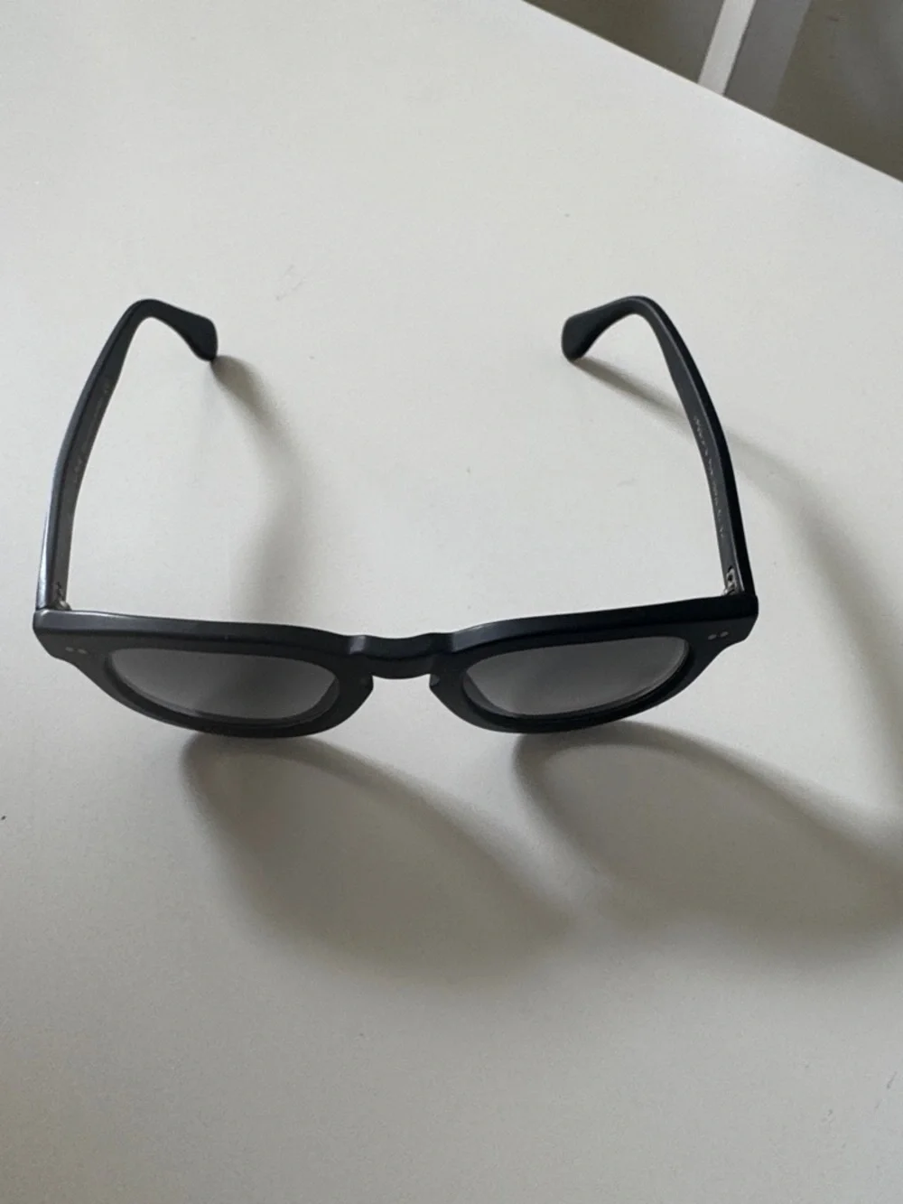 Peter Millar Black Polarize Sunglasses with Gray Lenses